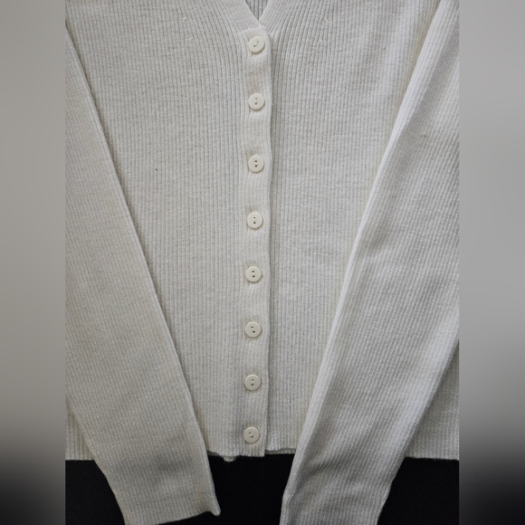 NWT - Italian Merino Wool Sarah Spencer Off White Cardigan - Size L - Picture 5 of 8